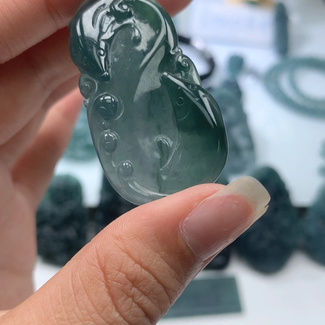 翡翠未镶嵌颈饰天然翡翠