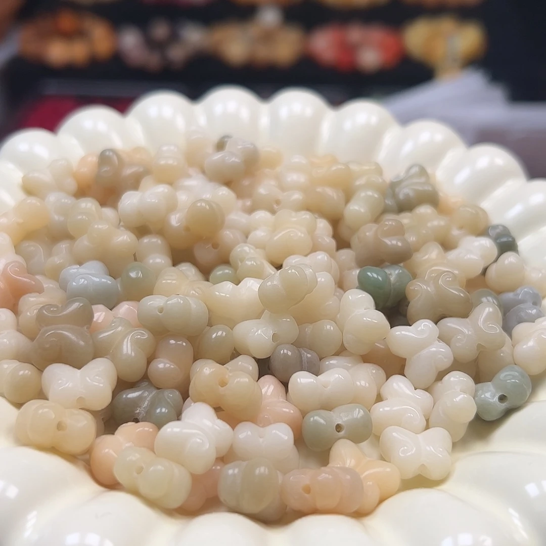 手串菩提根/象牙果卡12多宝蝴蝶30颗