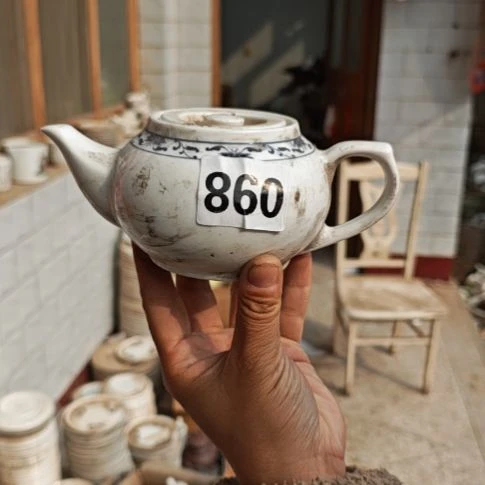 库存瓷片多孔茶壶