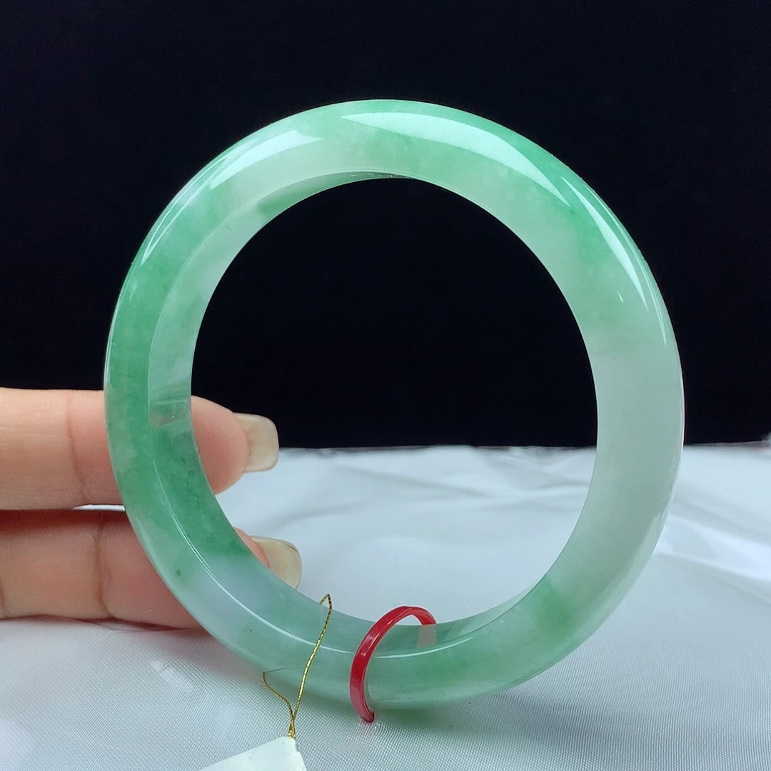 翡翠手镯未镶嵌57圈 3642