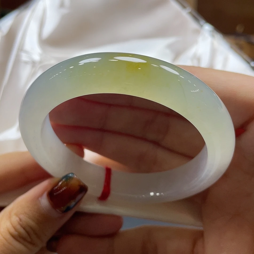 翡翠未镶嵌手镯28 号链接