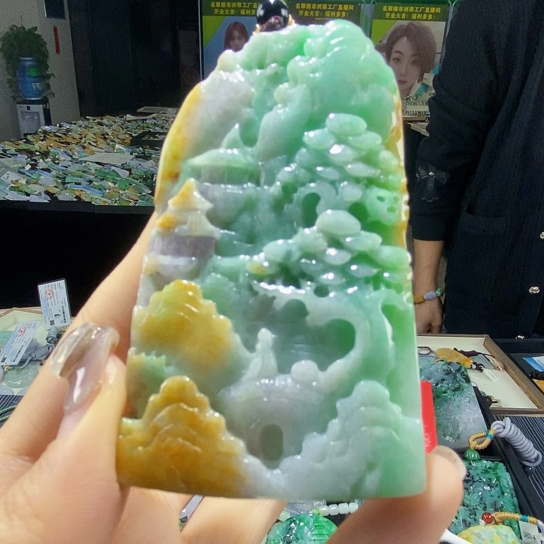 颈饰未镶嵌翡翠翡翠