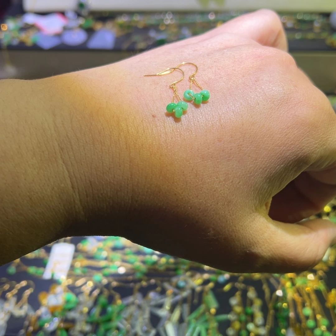 颈饰18K金镶嵌翡翠蔡***兒耳钩