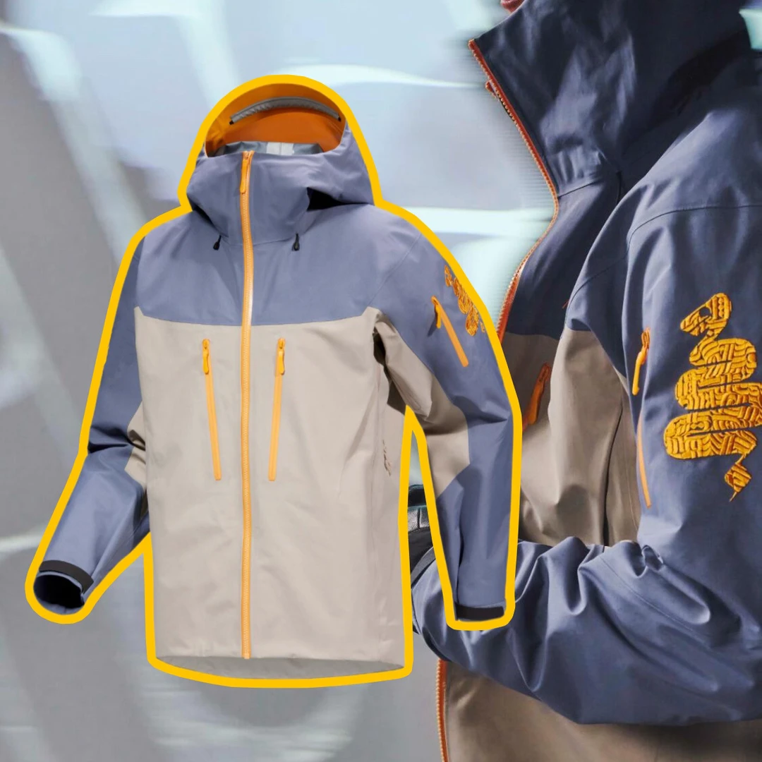 蛇年冲锋衣外套女2025限定新款户外单层防风防水男款登山服