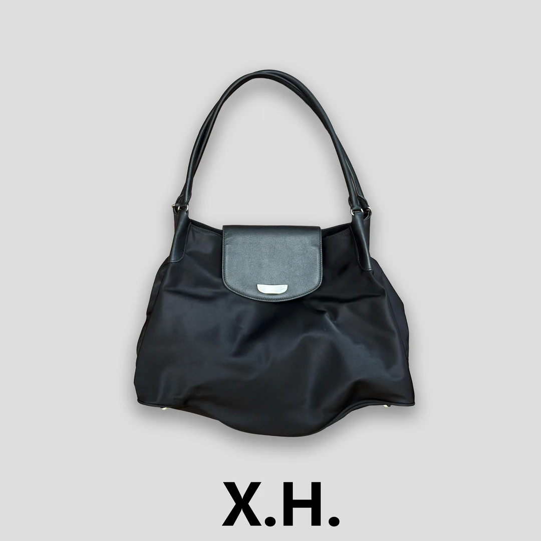 【刘小黑】简约大容量进口降落伞拼皮面料托特包