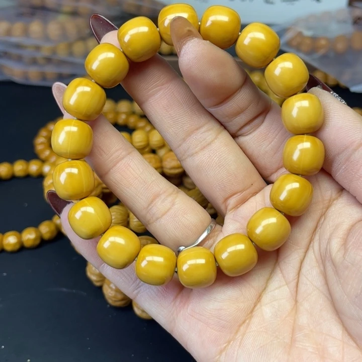 梦***！猴头核桃吊坠精品