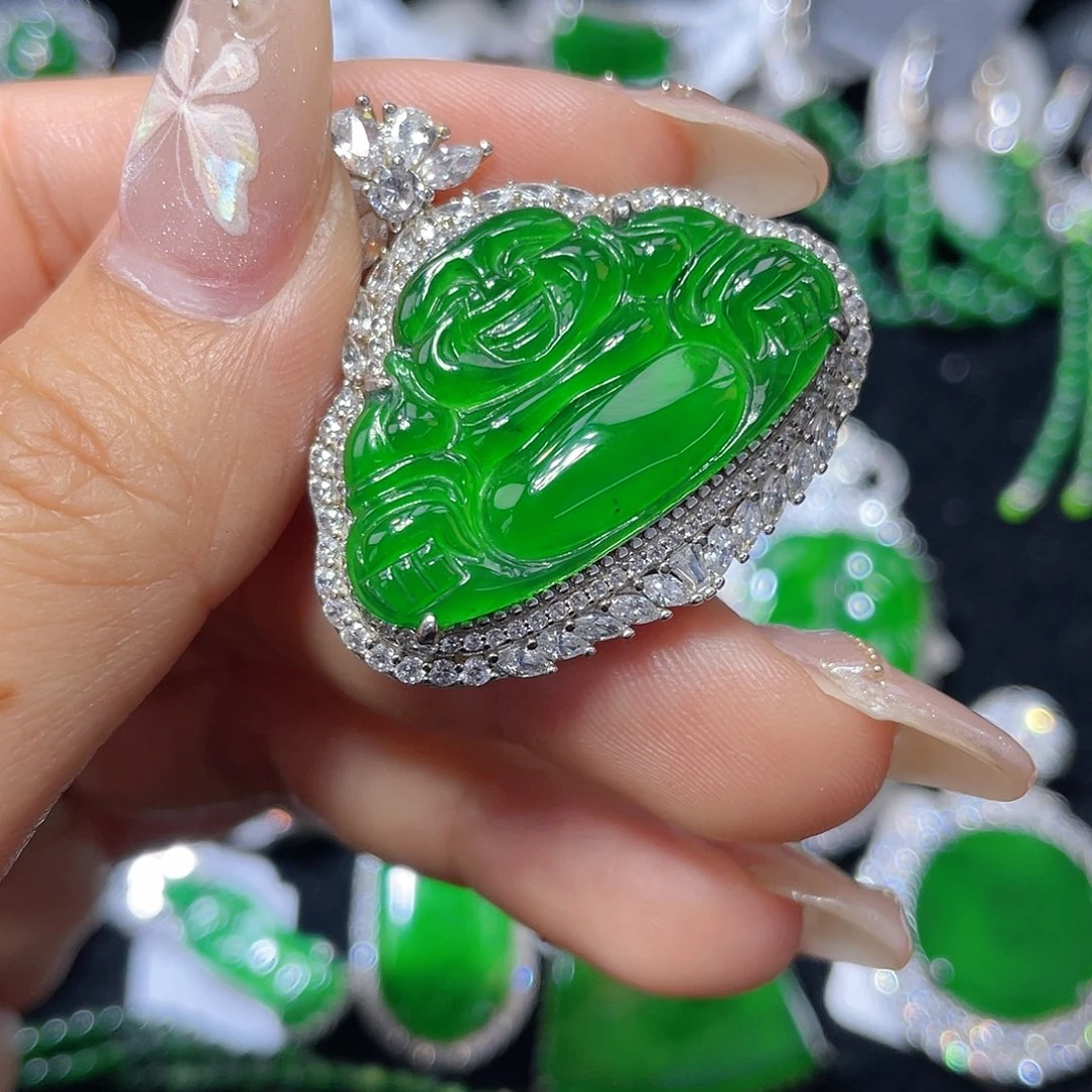 翡翠颈饰银S925镶嵌翡翠