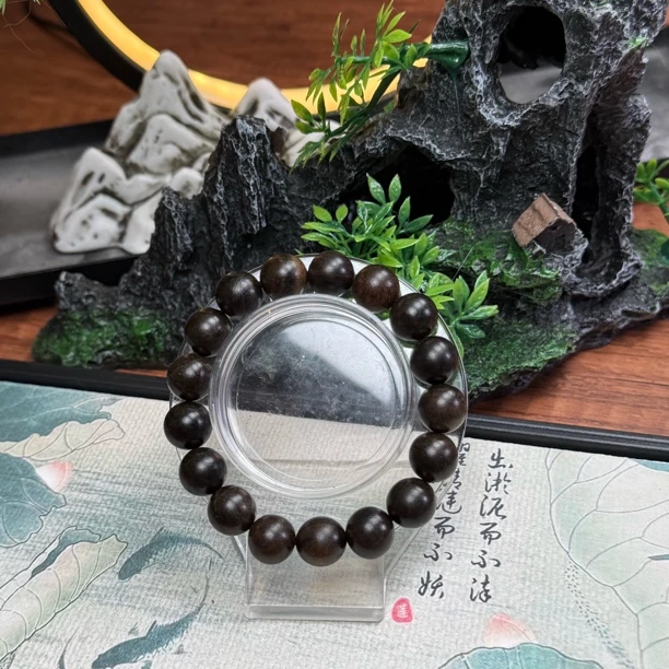 12mm巴布亚贡木圆珠手串