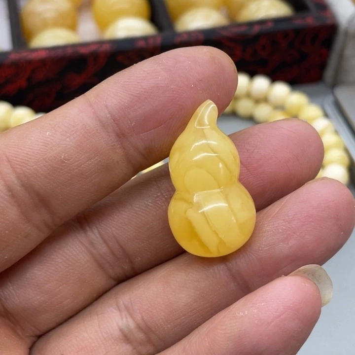 琥珀未镶嵌裸石葫芦