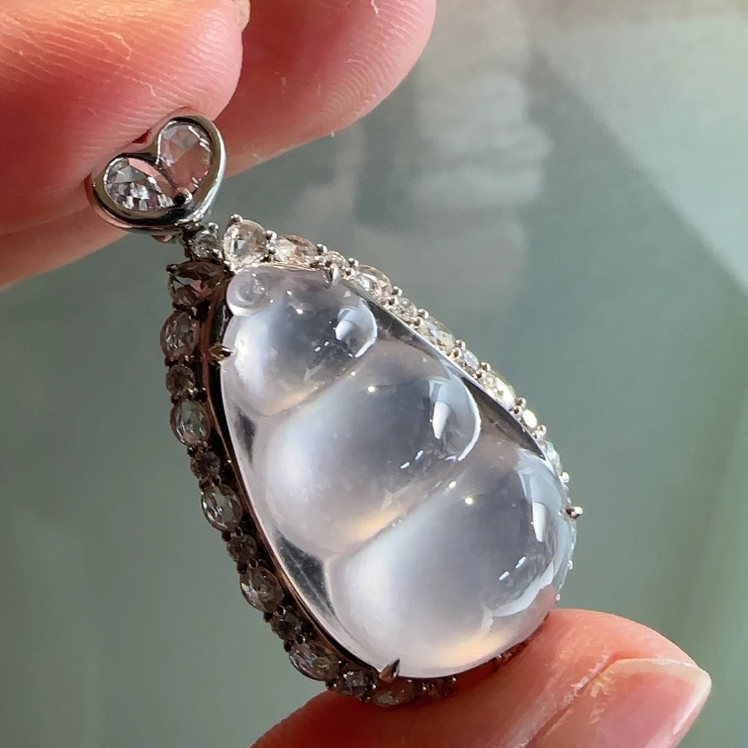 翡翠18K金镶嵌颈饰天然翡翠