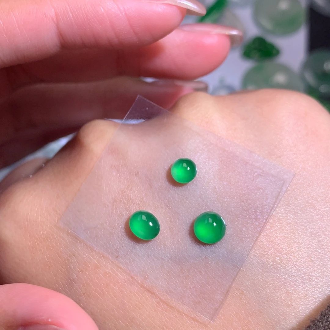 颈饰未镶嵌翡翠蛋5.9-4.7