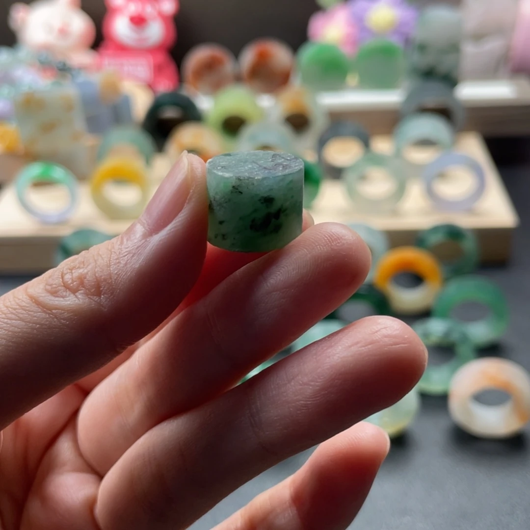 朋***老未镶嵌定制翡翠翡翠