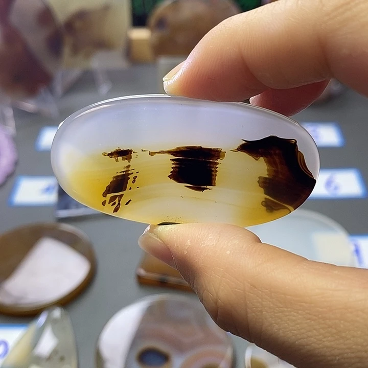 玛瑙/玉髓未镶嵌珠宝半成品