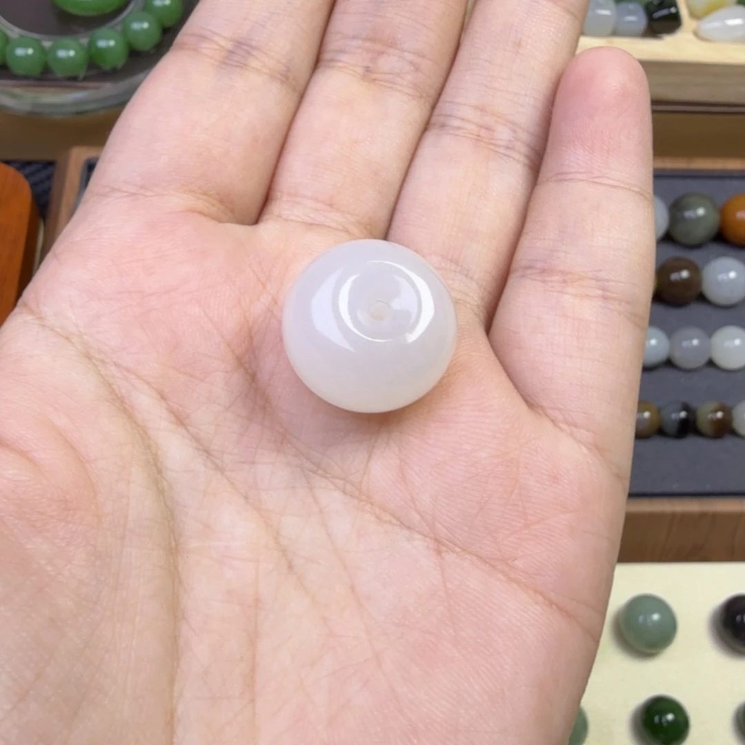未镶嵌和田玉珠宝半成品青海冰白胖扣