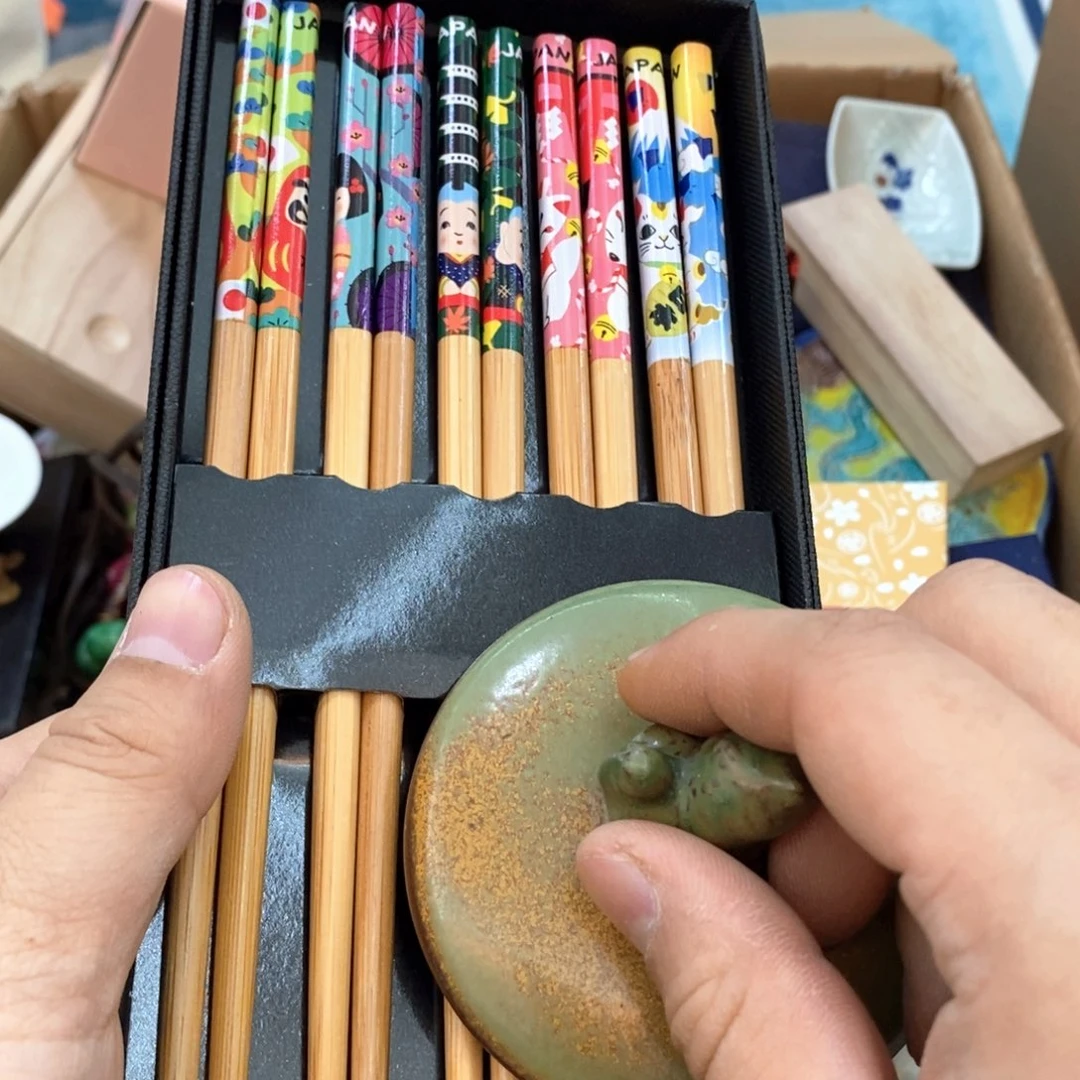 瓷片不会哈哈哈哈哈哈