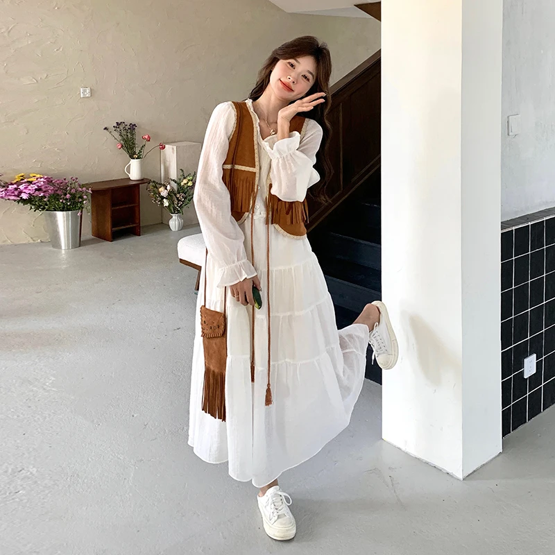 今年流行爆款美拉德咖色马甲米白连衣裙两件套超好看时尚休闲套装