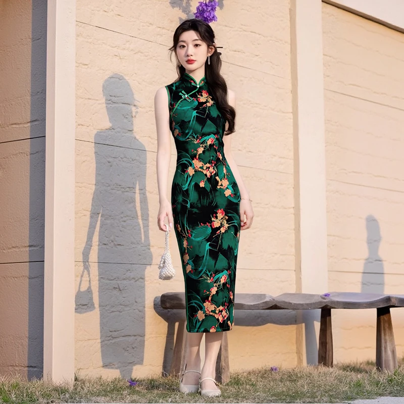 长款改良旗袍新款2025年轻款女国风复古修身气质高端走秀款春夏季