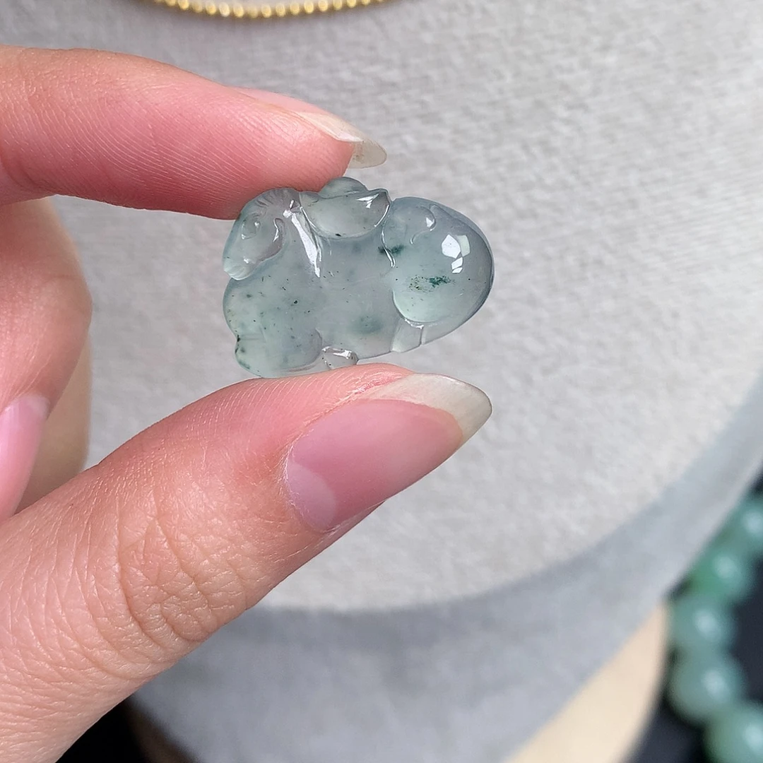 翡翠裸石缅甸天然A货翡翠冰种马上有钱