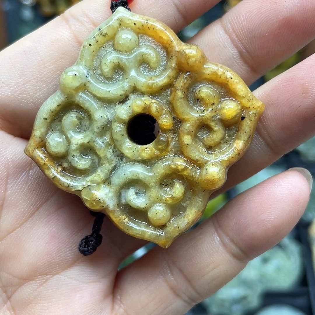 未镶嵌蛇纹石玉颈饰