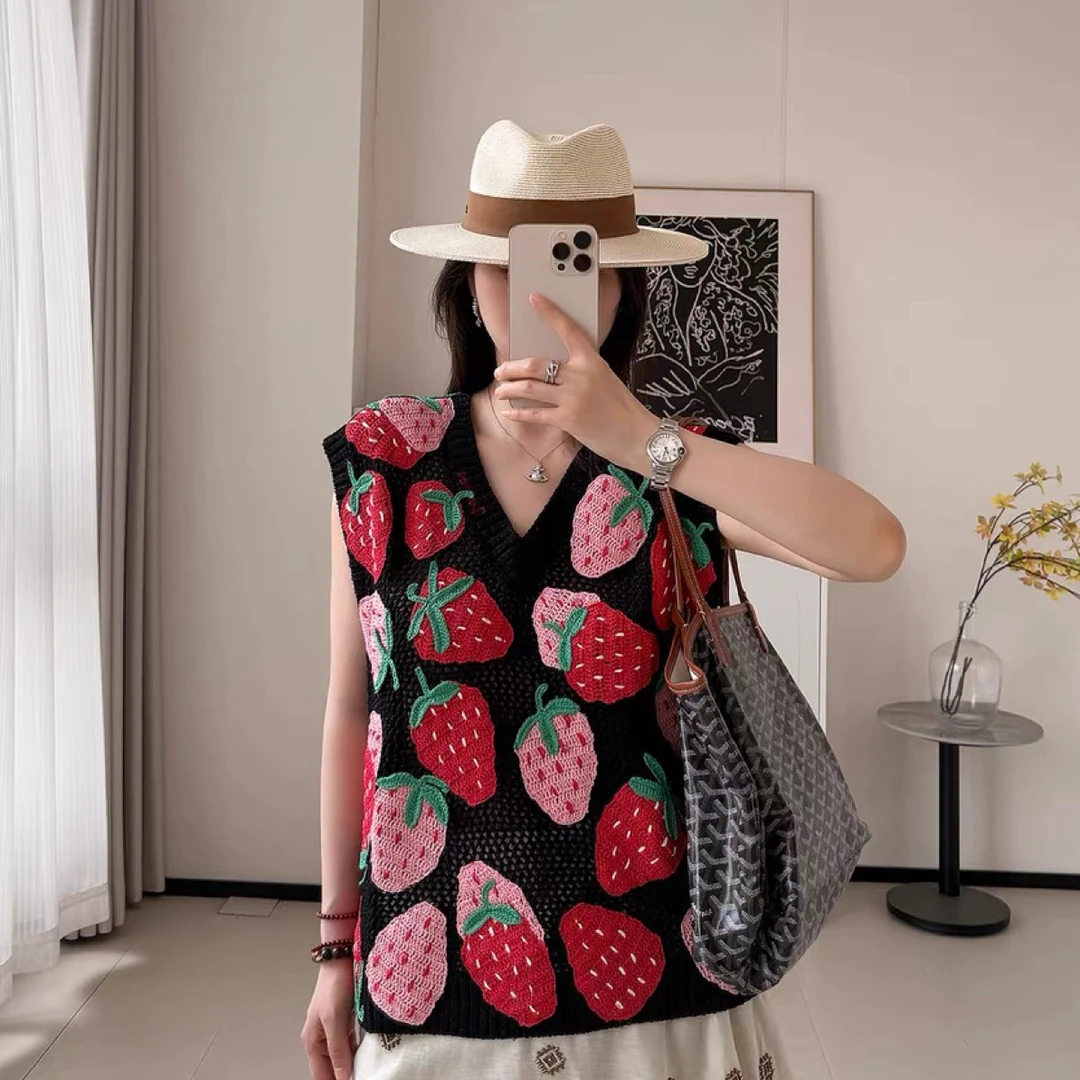 绣花V领薄款宽松显瘦无袖针织马甲女外穿百搭