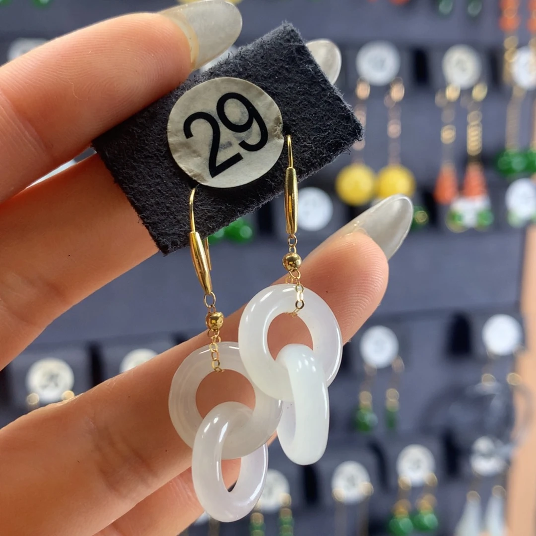 和田玉18K金镶嵌耳饰