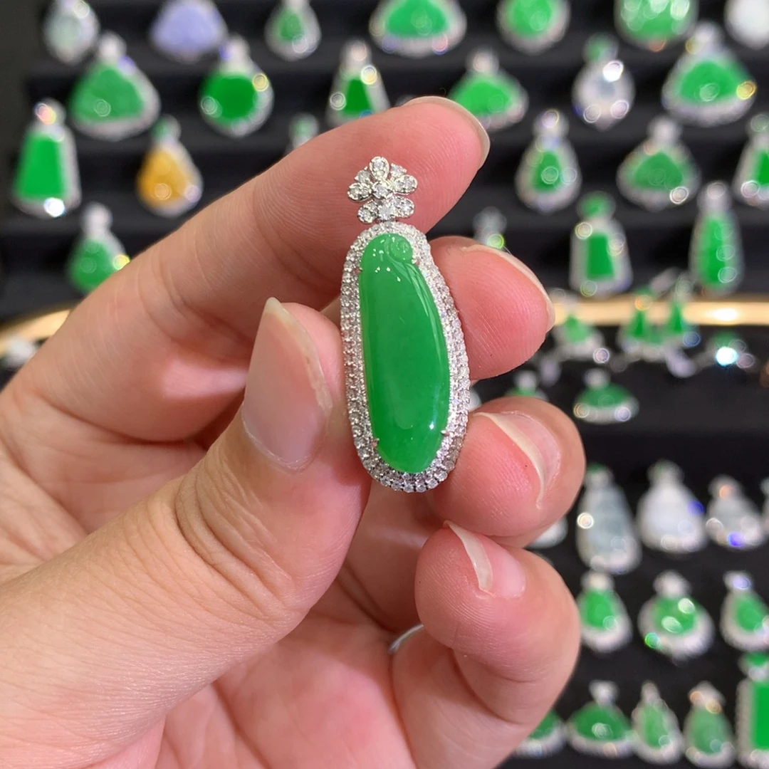 翡翠18K金镶嵌吊坠(不含链)吊坠