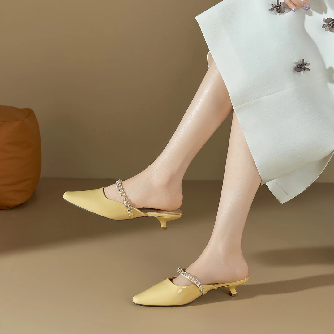 欧若风气质低跟包头拖女春季仙女风漆皮一脚蹬半拖鞋外穿5C082