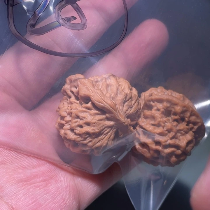 文玩核桃吊坠28呃呃呃