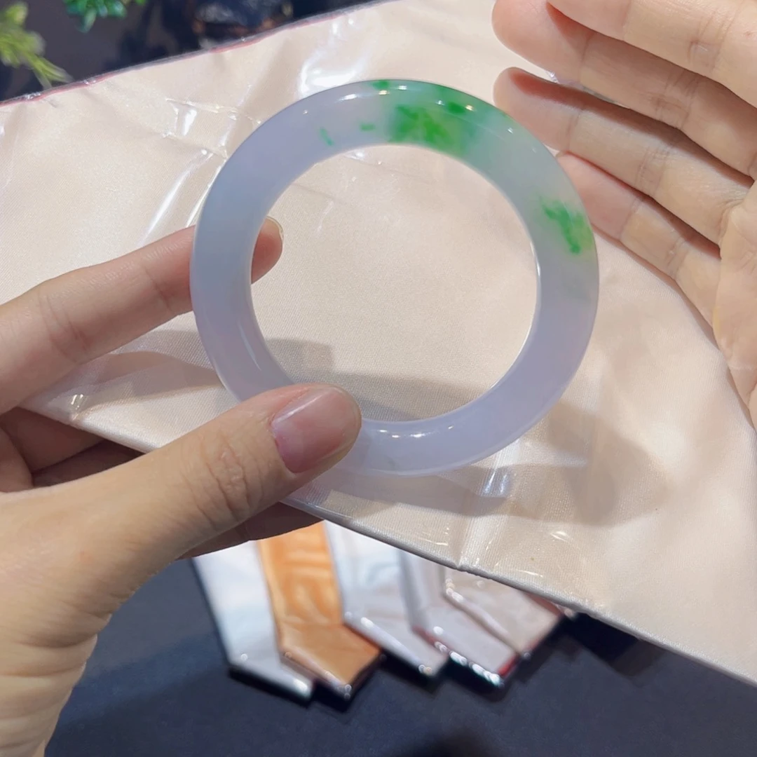 未镶嵌手镯翡翠51