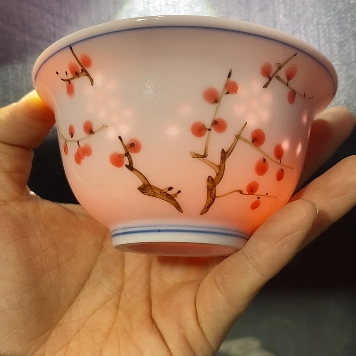 摆件陶红稀土红梅玲珑压手杯