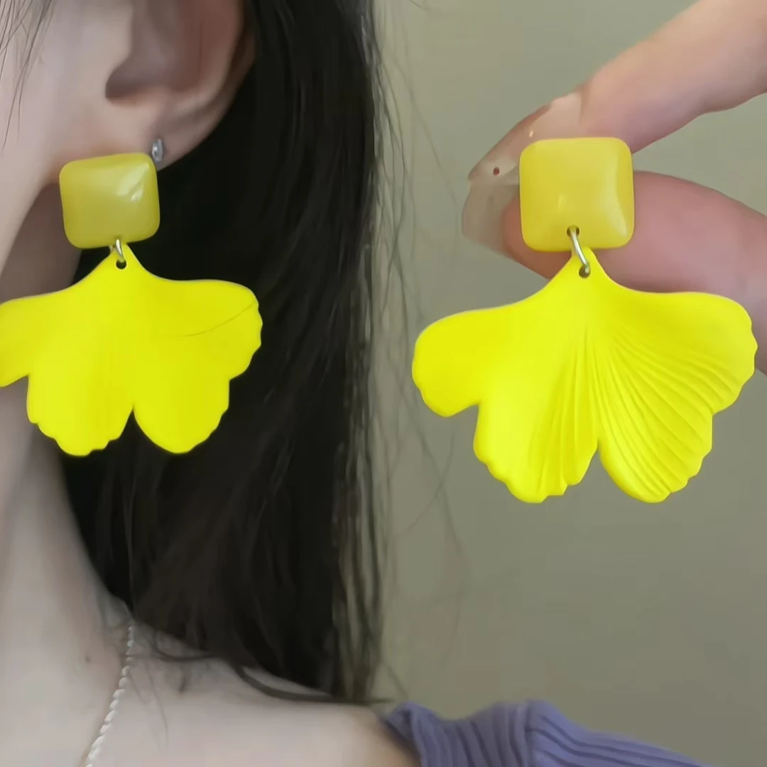 合金亚克力耳饰 海边度假风亮色银杏叶拍照氛围高级感方圆脸耳饰
