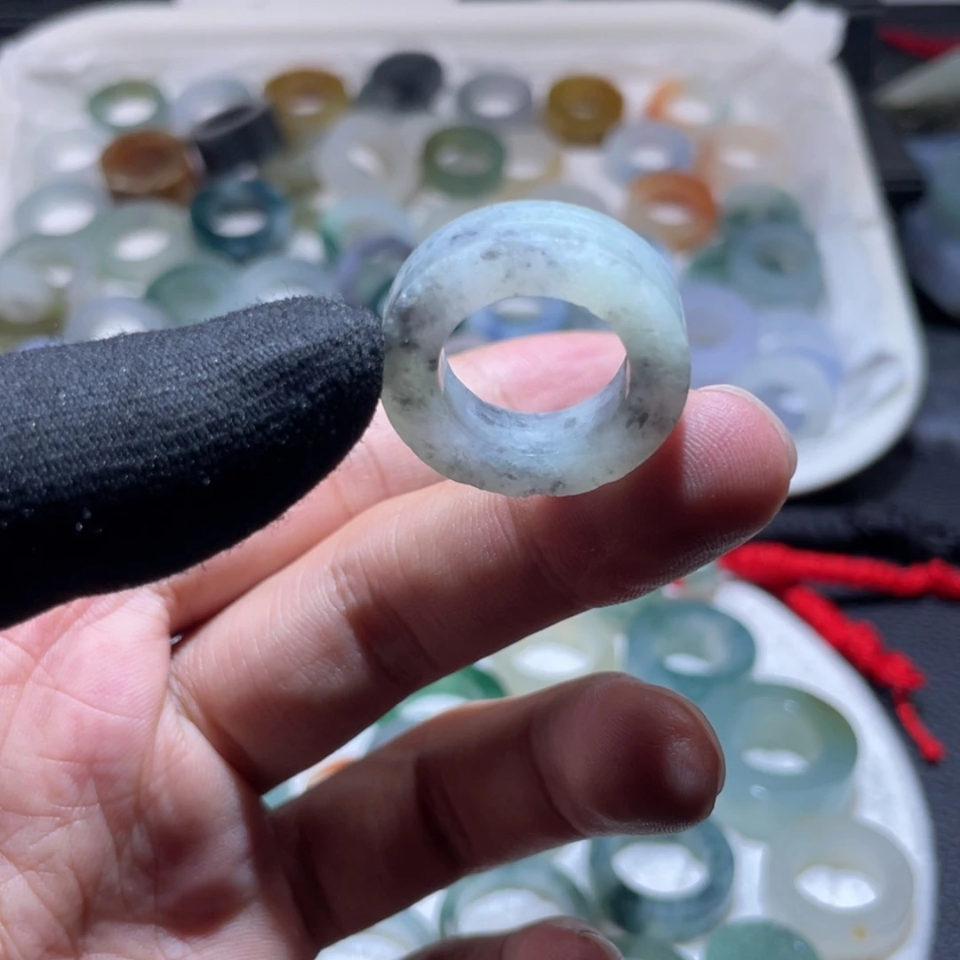 定制翡翠未镶嵌天然翡翠