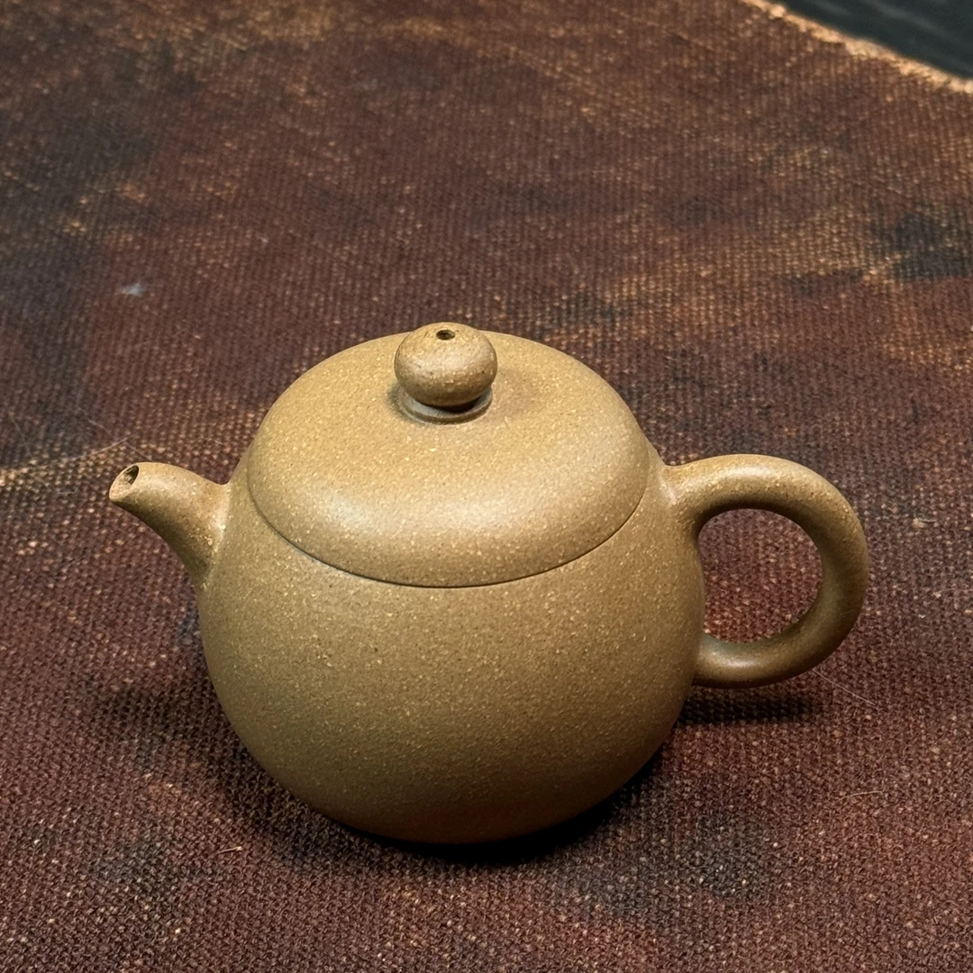 树见造物 丨《圆珠 段泥110cc》紫砂壶