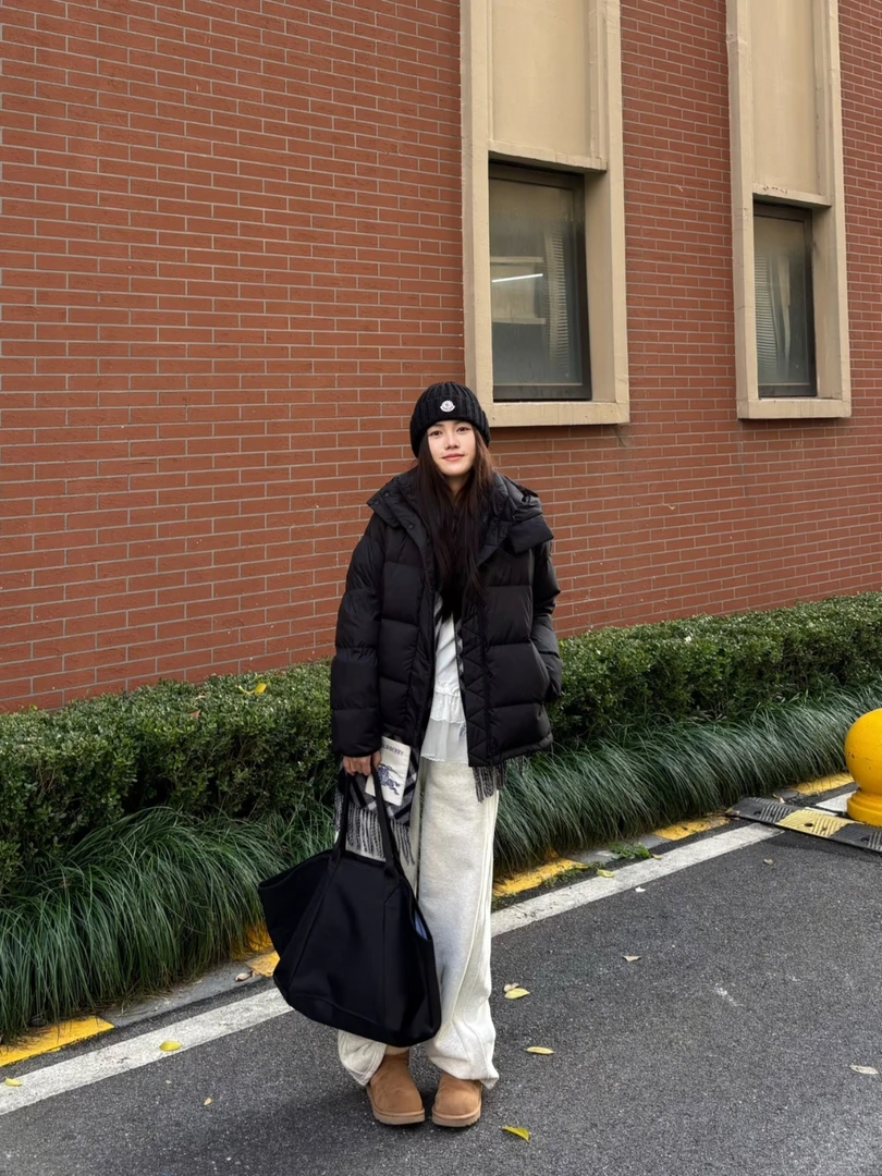 五格可拆卸厚款款纯色女常规休闲连帽羽绒网红