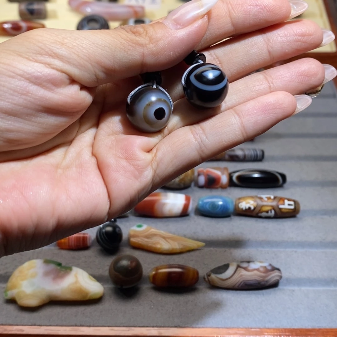 玛瑙/玉髓颈饰未镶嵌小****n