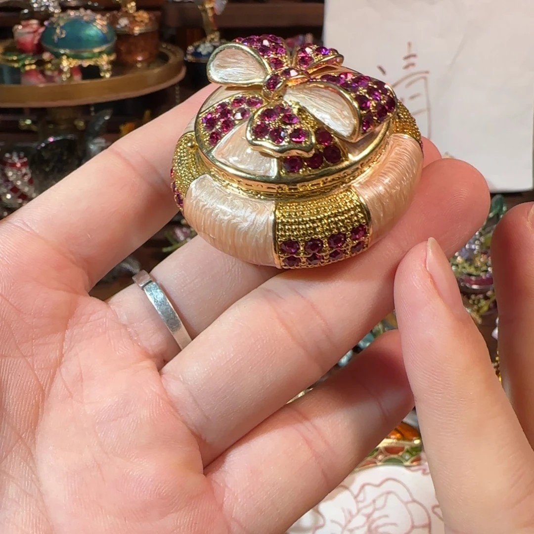 手工制品请勿吹毛求疵哦