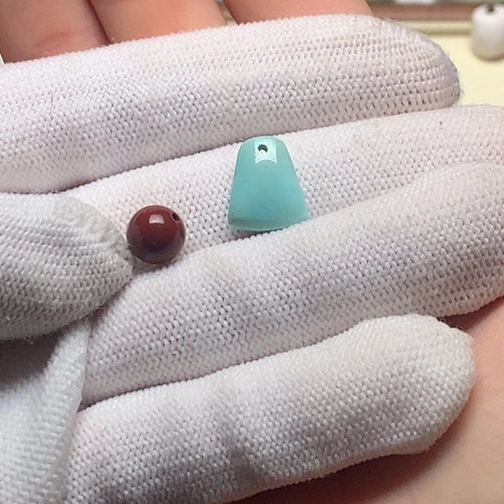 南红玛瑙未镶嵌珠宝奇石