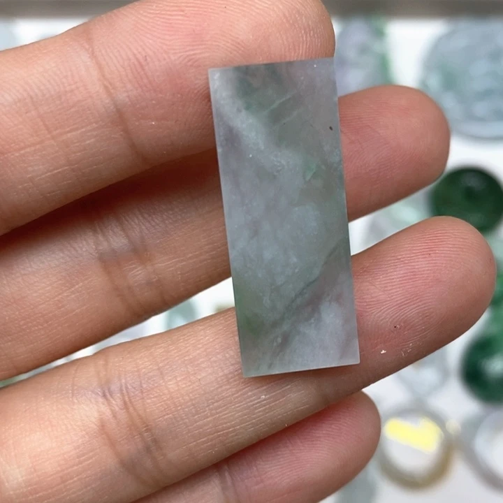 翡翠未镶嵌颈饰96号