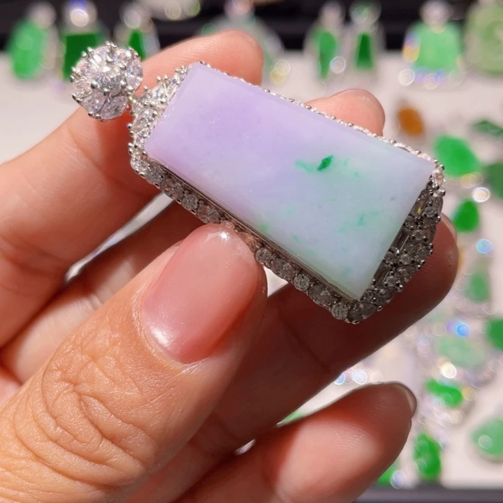 小***狗翡翠银S925镶嵌颈饰