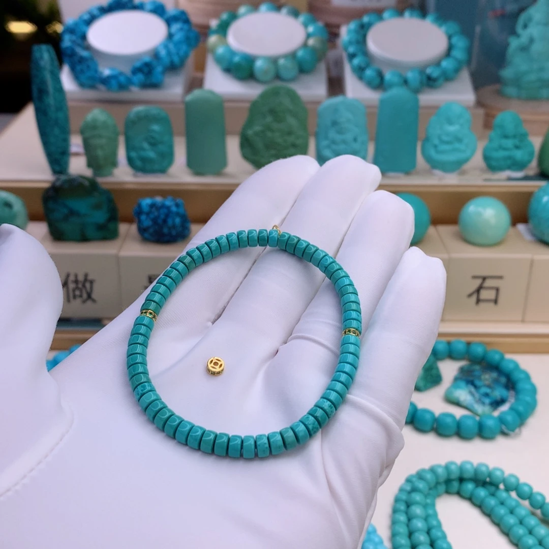 绿松石18K金镶嵌挂件