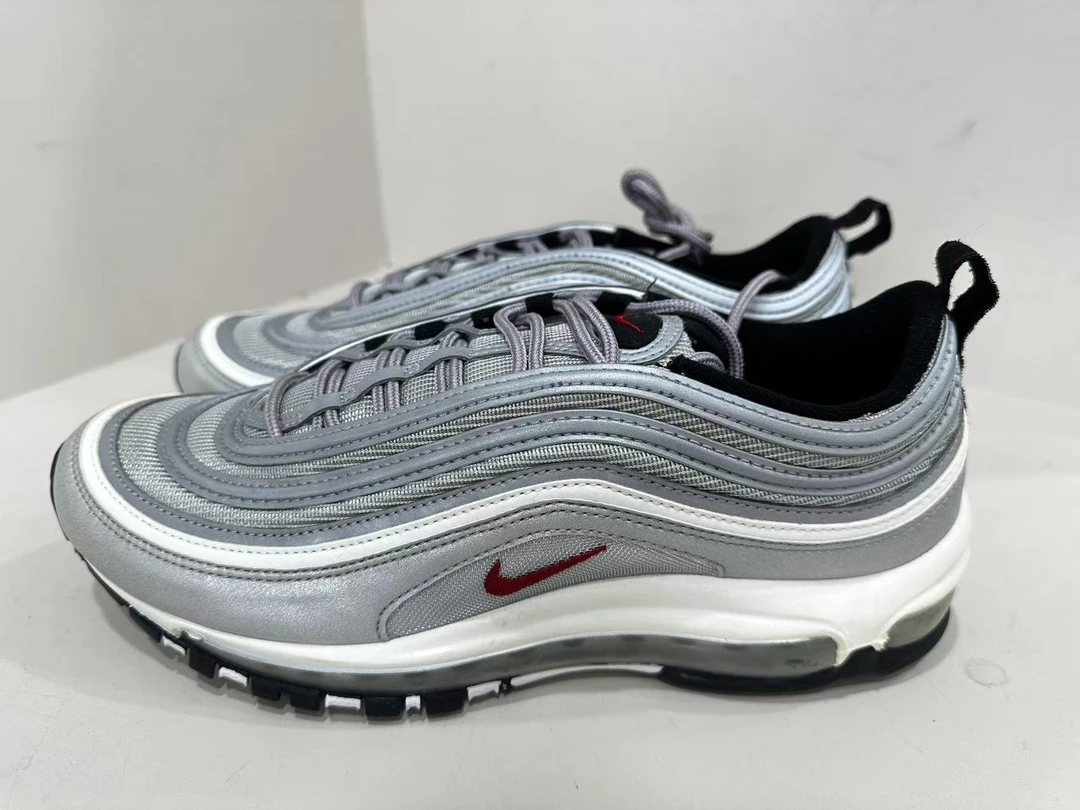 nike airmax97 银色配色板鞋 44码 全新原盒