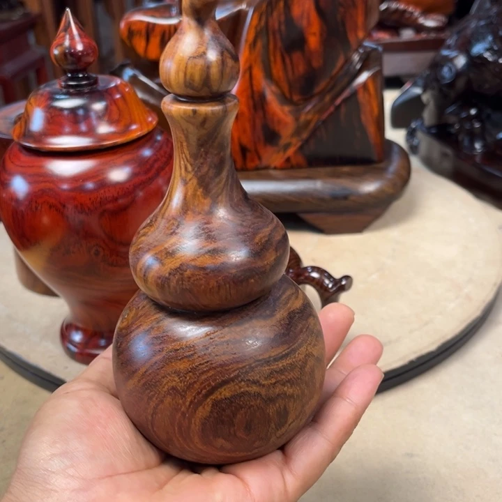 黄花梨/降香黄檀越黄葫芦