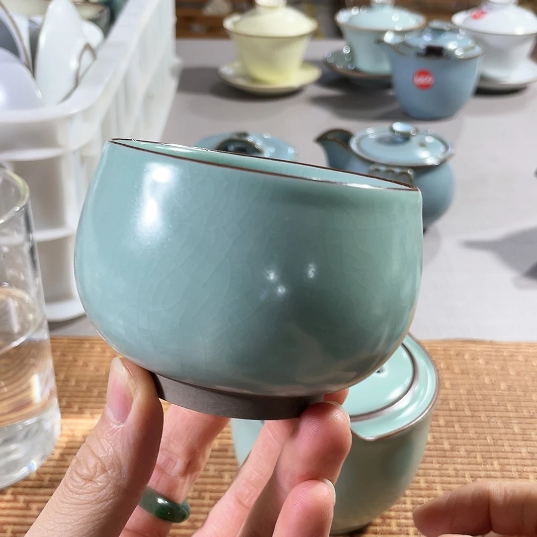 瓷片小微瑕。。。。。。。。。。。。。。