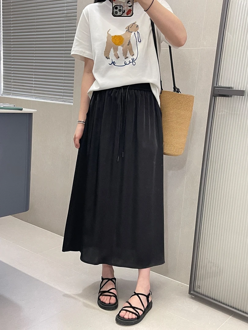 提花缎面丝绸感半身裙黑色显瘦松紧腰a字高级裙子长裙开叉小黑裙