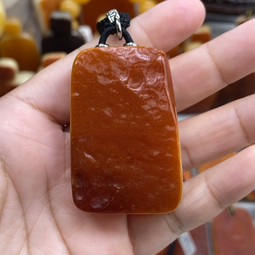 【闪购商品】琥珀颈饰未镶嵌