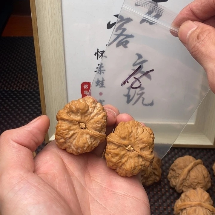 文玩核桃把件2222222222