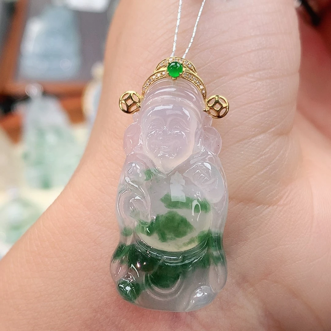 颈饰18K金镶嵌翡翠财神爷