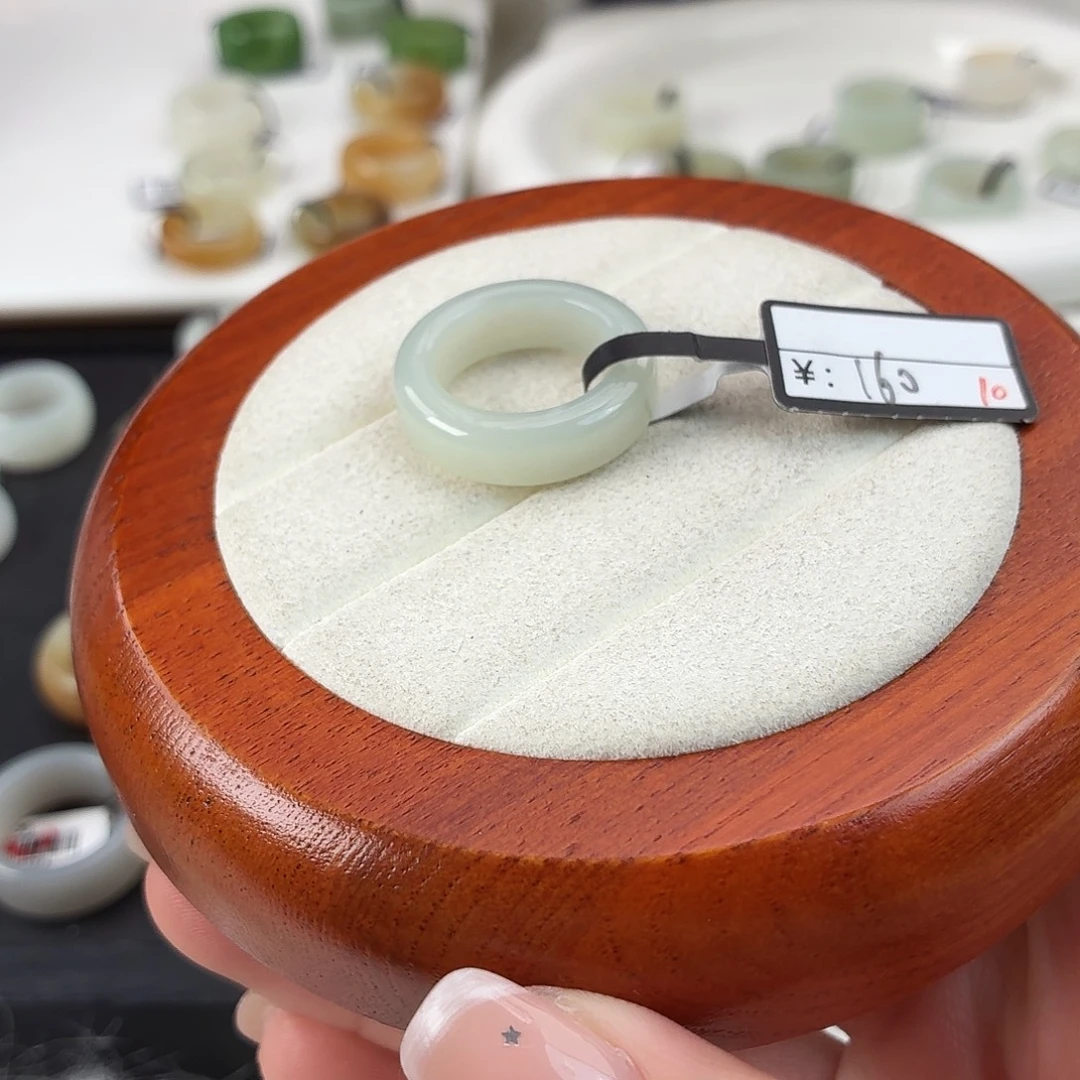 和田玉未镶嵌戒指Q50奶蓝圆切内径16.9