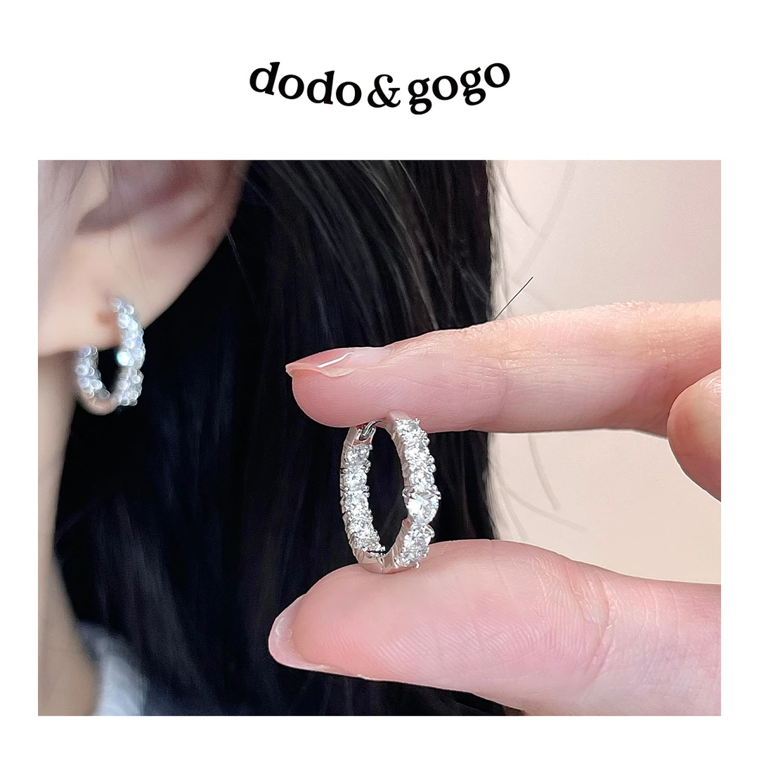 DODOGOGO 合金合成锆石耳饰 锆石圈圈耳扣女轻奢耳圈百搭耳环耳饰