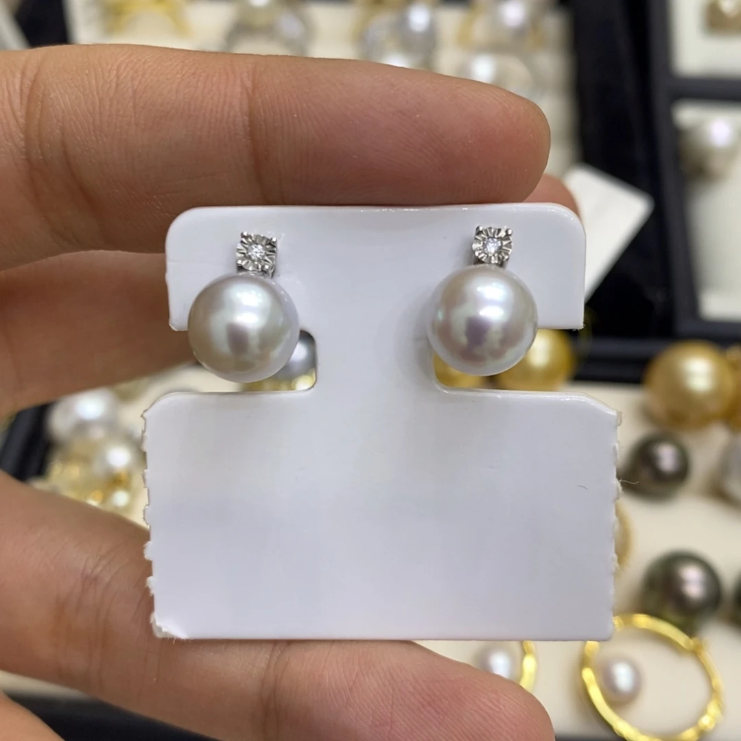 18K金镶嵌耳饰海水珍珠